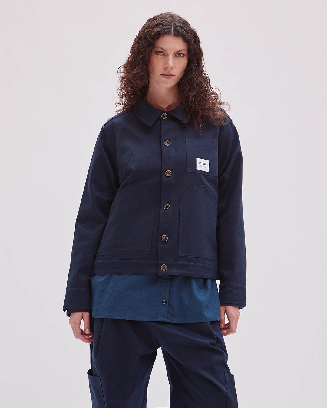 CHAQUETA AWAKI CROP MARINO 2