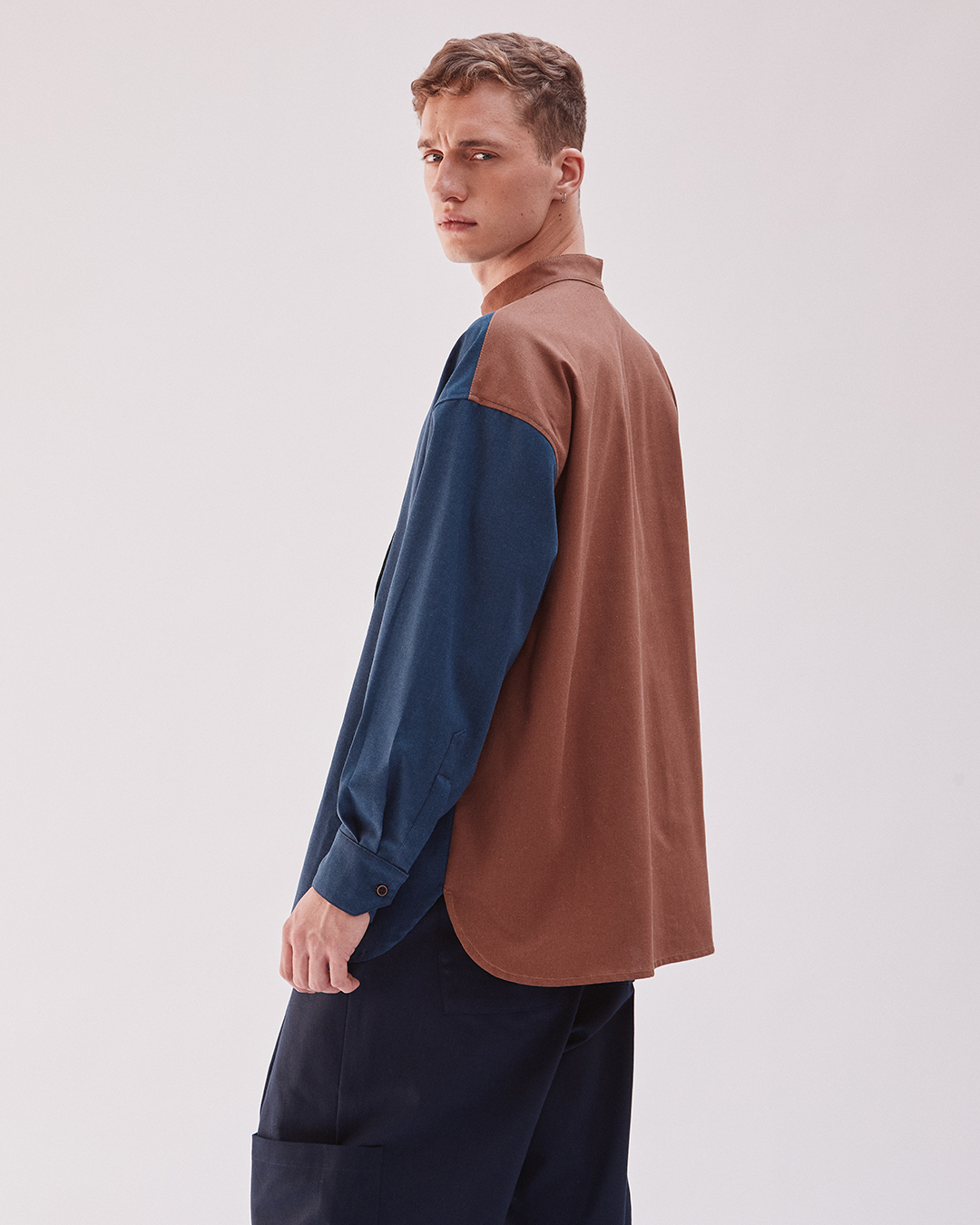 CAMISA NUNA CUADRADO PATCH  3