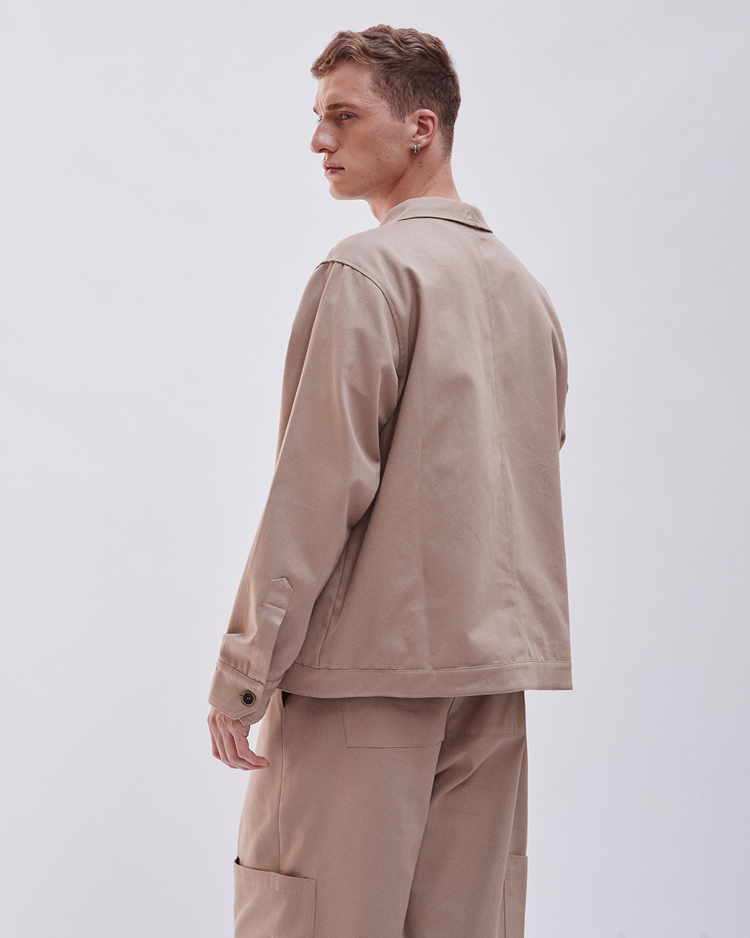 CHAQUETA AWAKI CROP CAMEL 3