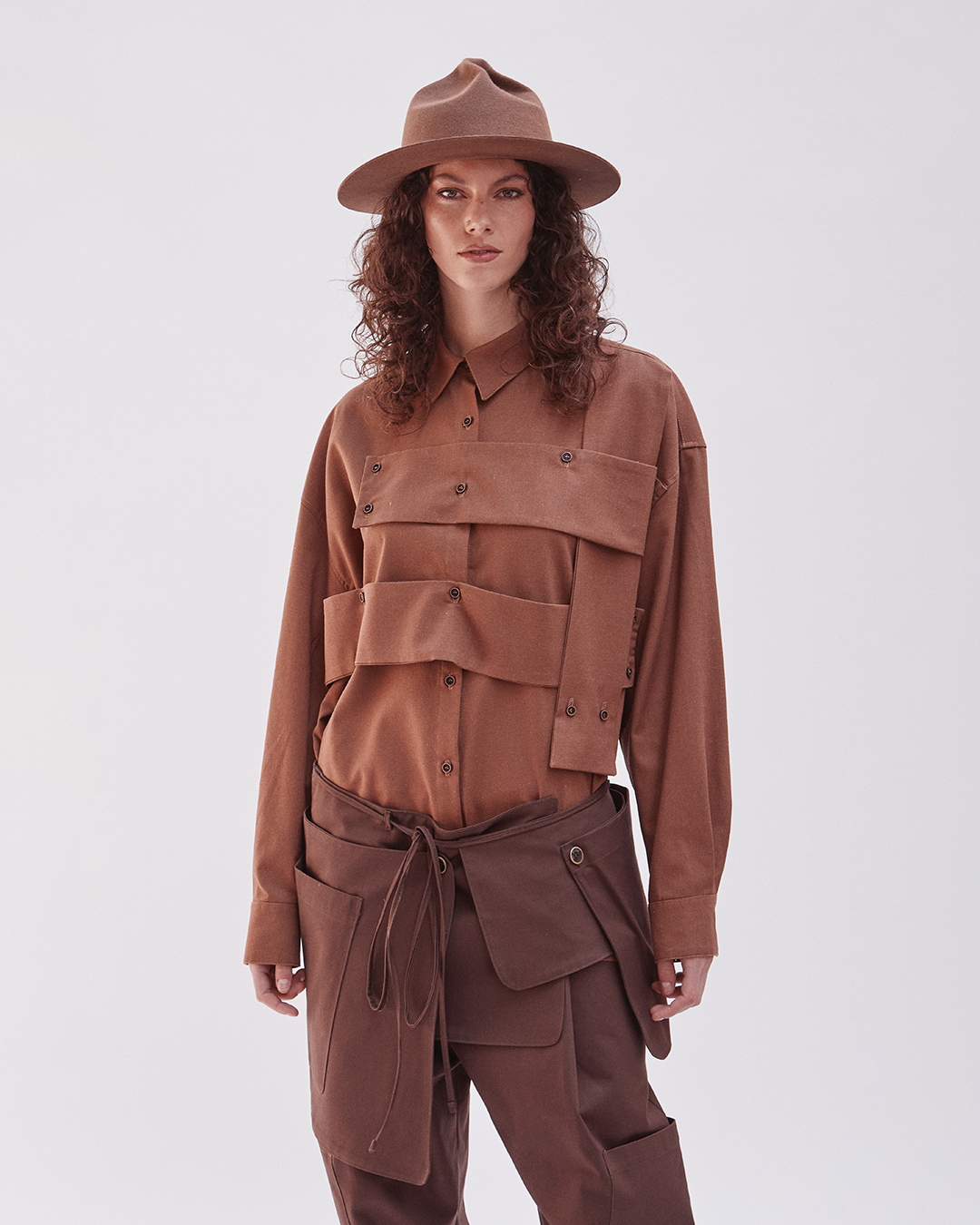 CAMISA TRAMA MOCA  4