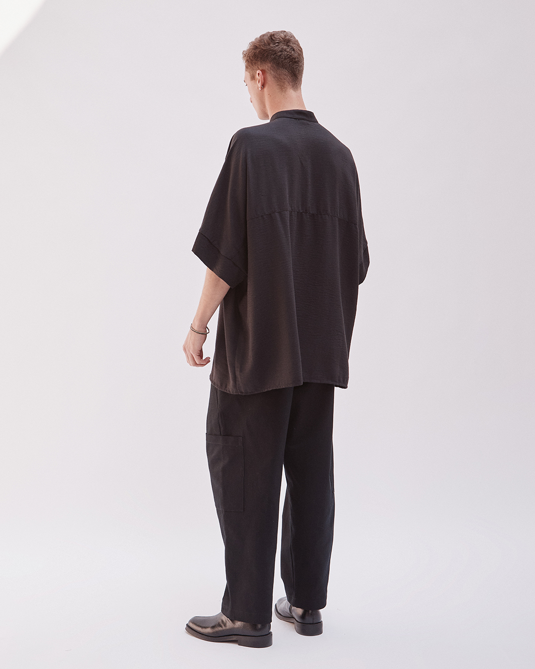 CAMISA ALBAR LIVIANA NEGRA 3
