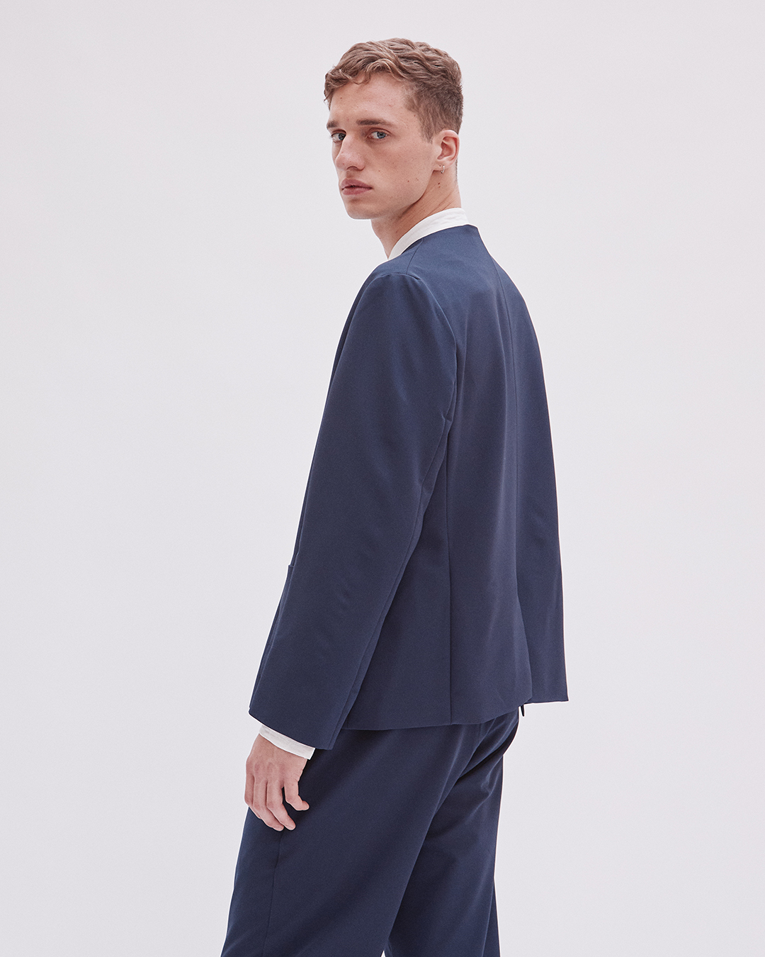 BLAZER ANKA AZUL MARINO 3
