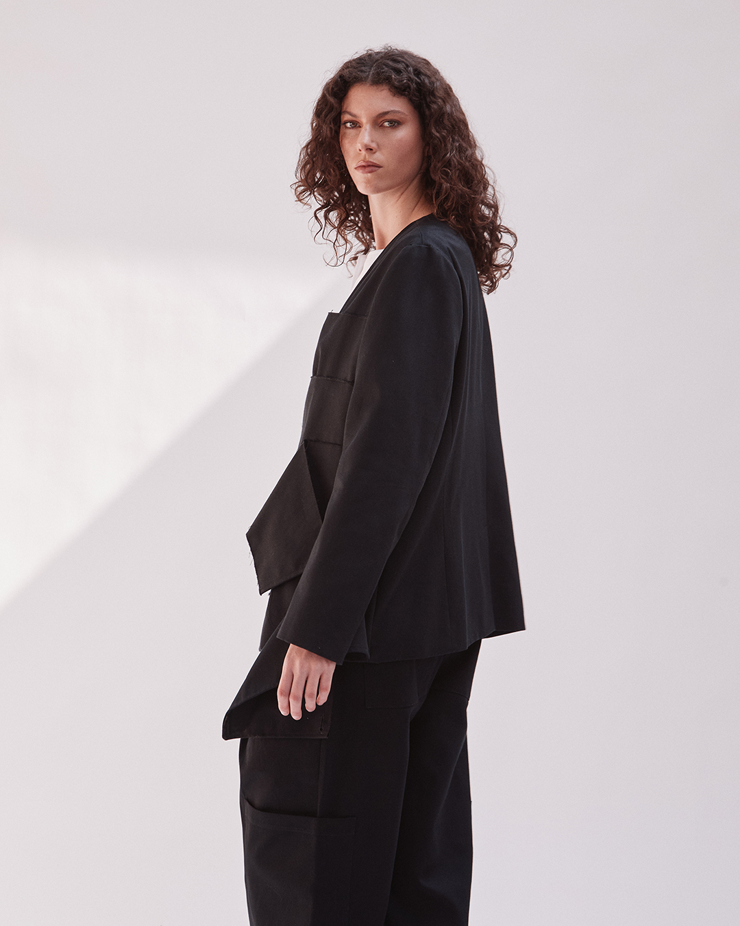 CHAQUETA ANKA ADJUST ME NEGRO 10
