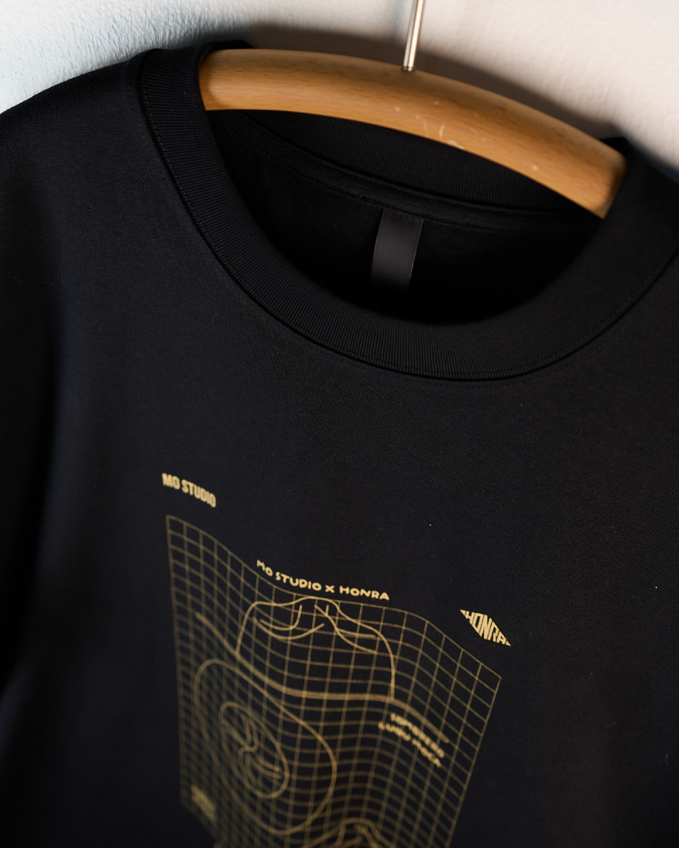 POLERA LUQU/MUCHI NEGRA 4