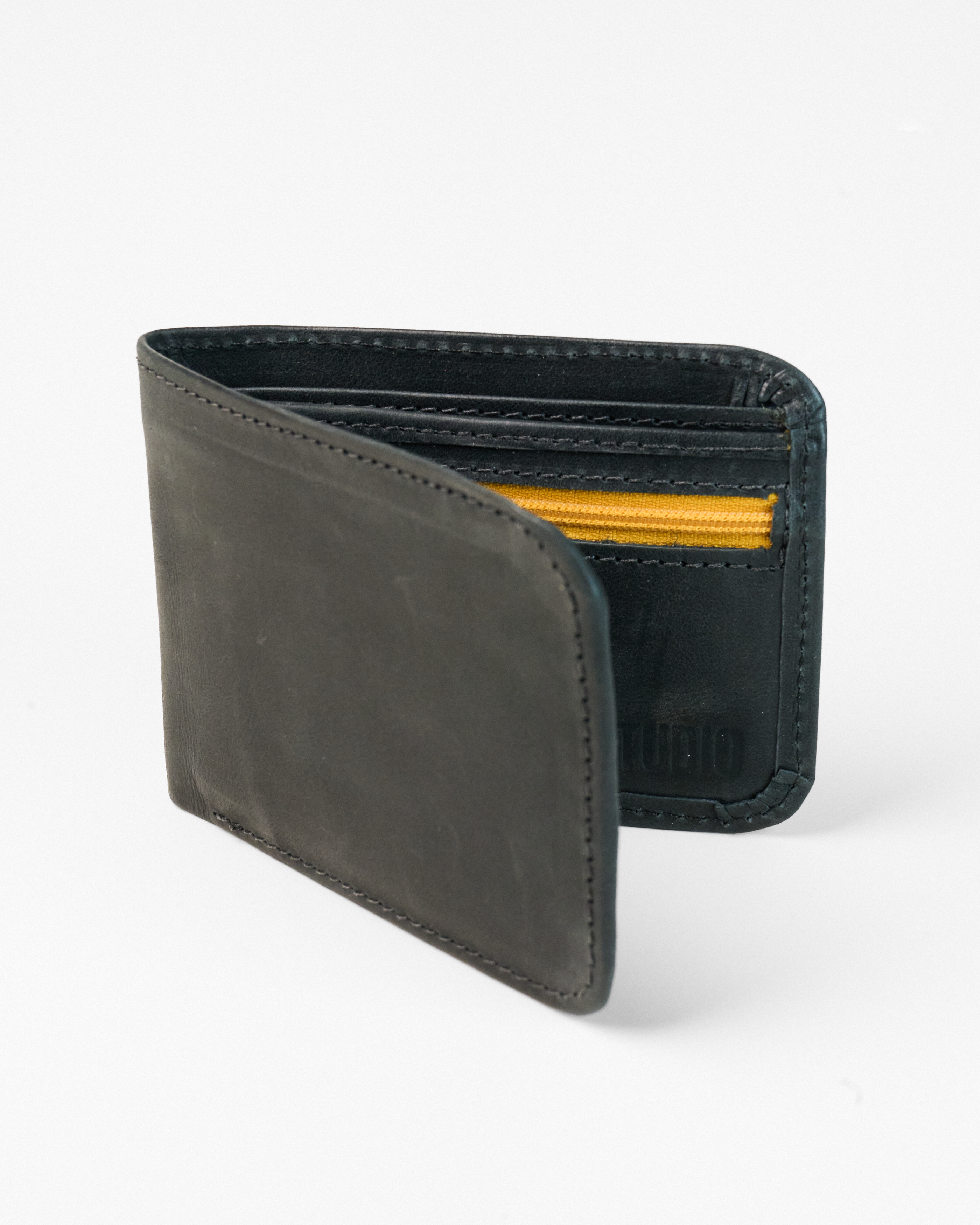 BILLETERA GAS CUERO NEGRO 1