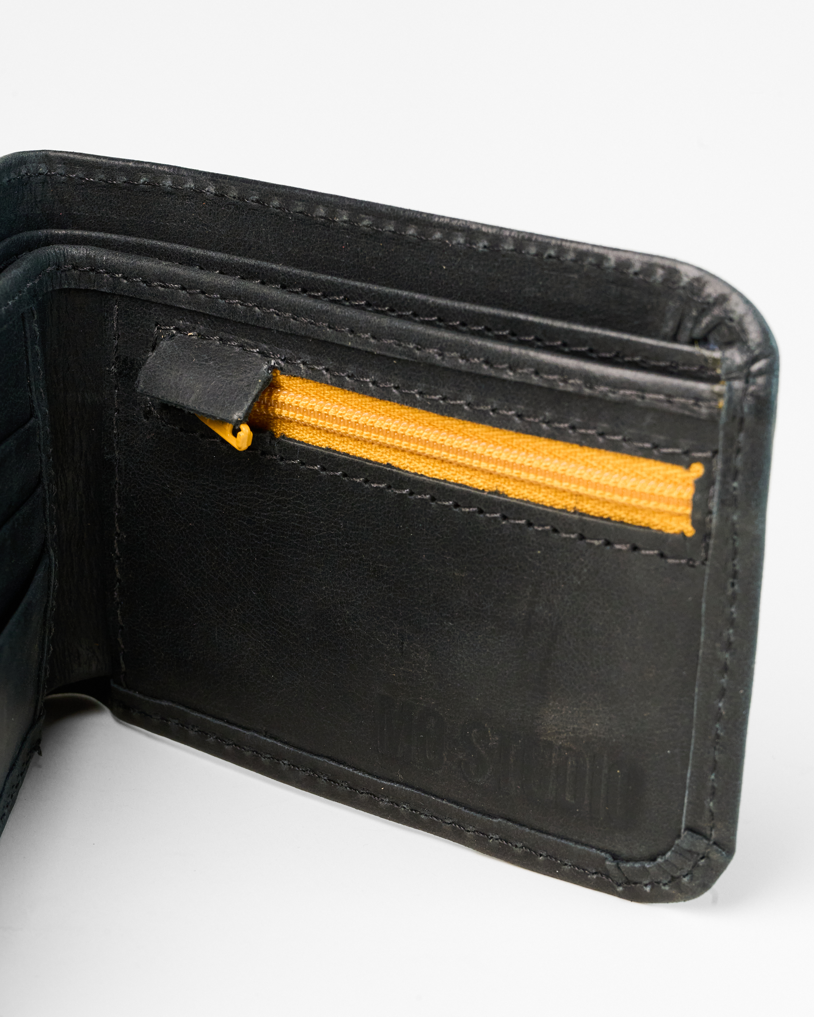 BILLETERA GAS CUERO NEGRO 5