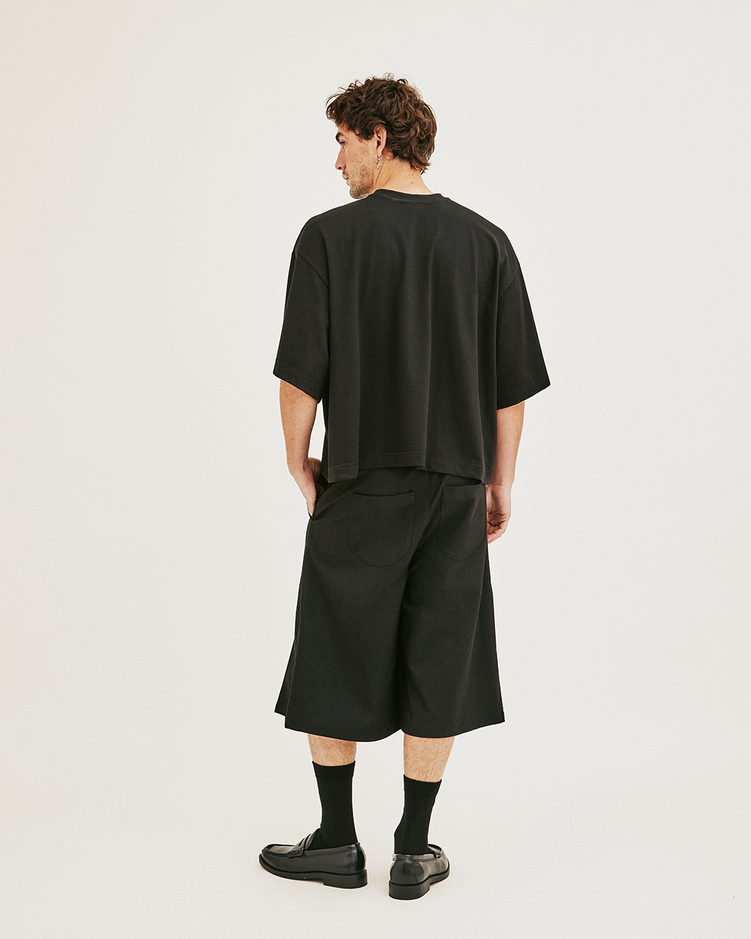 POLERA ANKA BOXY TEXTURA NEGRO 4