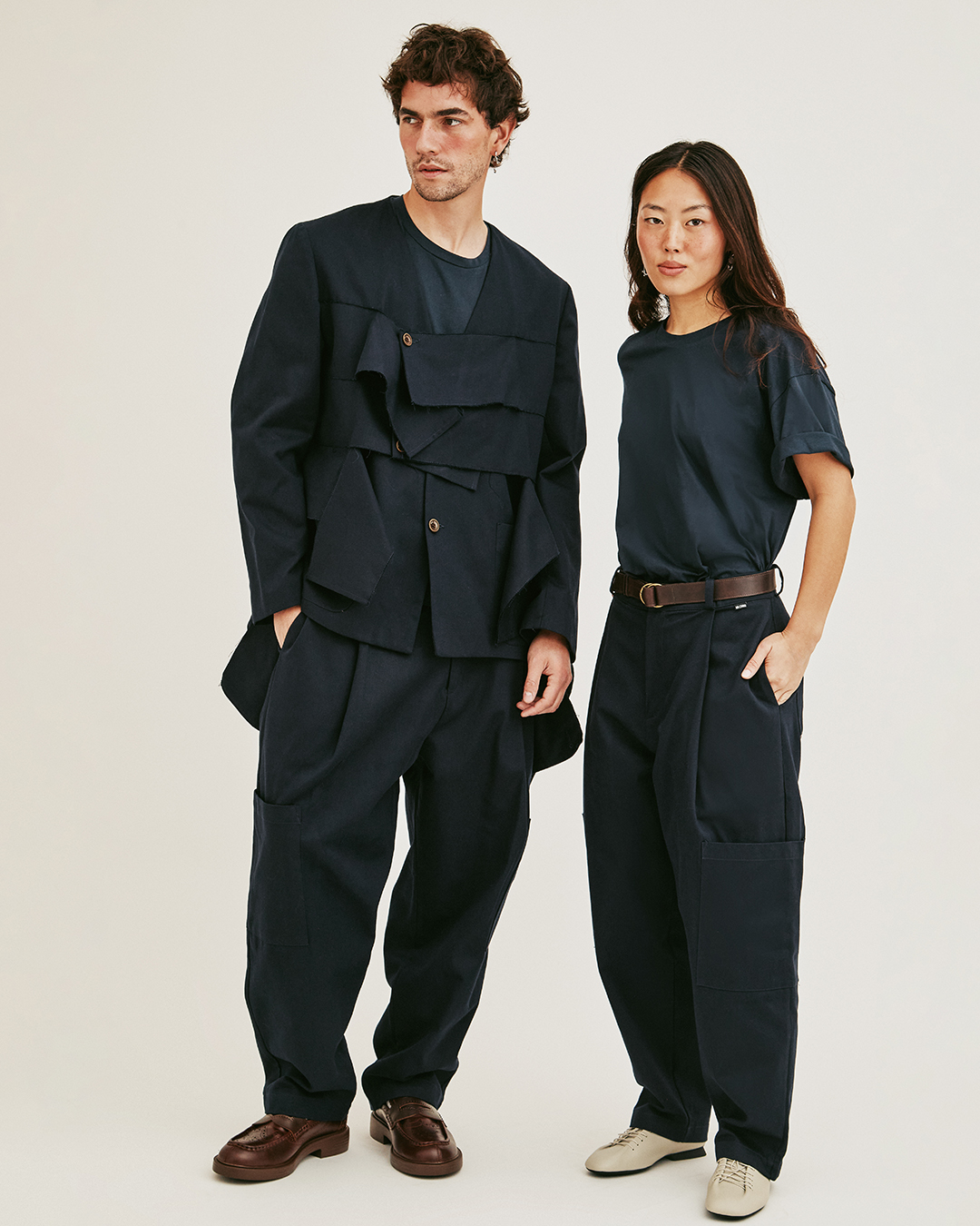 PANTALON RUMI UTILITARIO MARINO 1