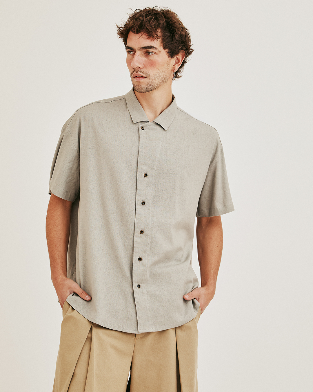 CAMISA LUTEA LINO HUMO 5