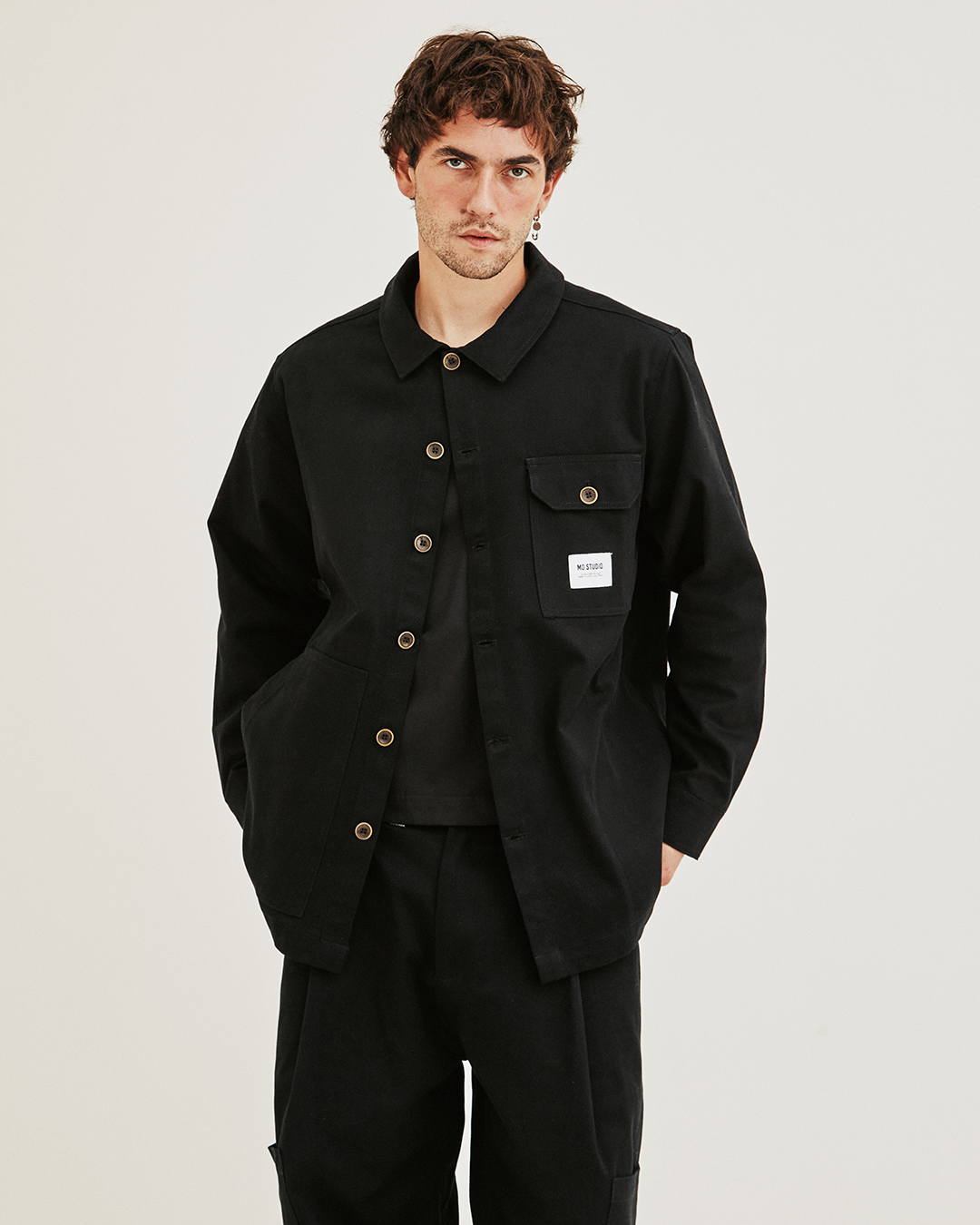 CHAQUETA RUMI UTILITARIA NEGRA  1