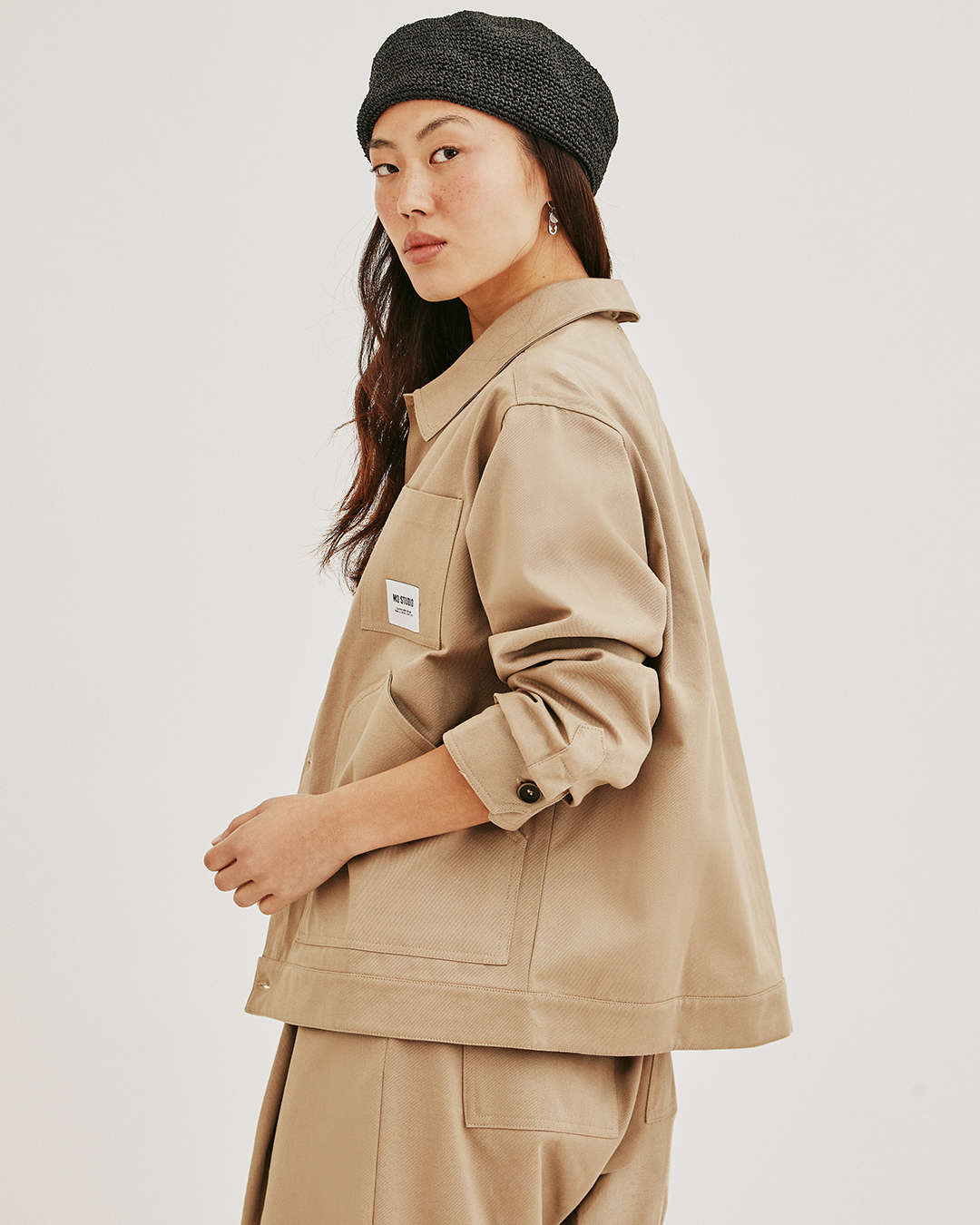 CHAQUETA AWAKI CROP CAMEL 5