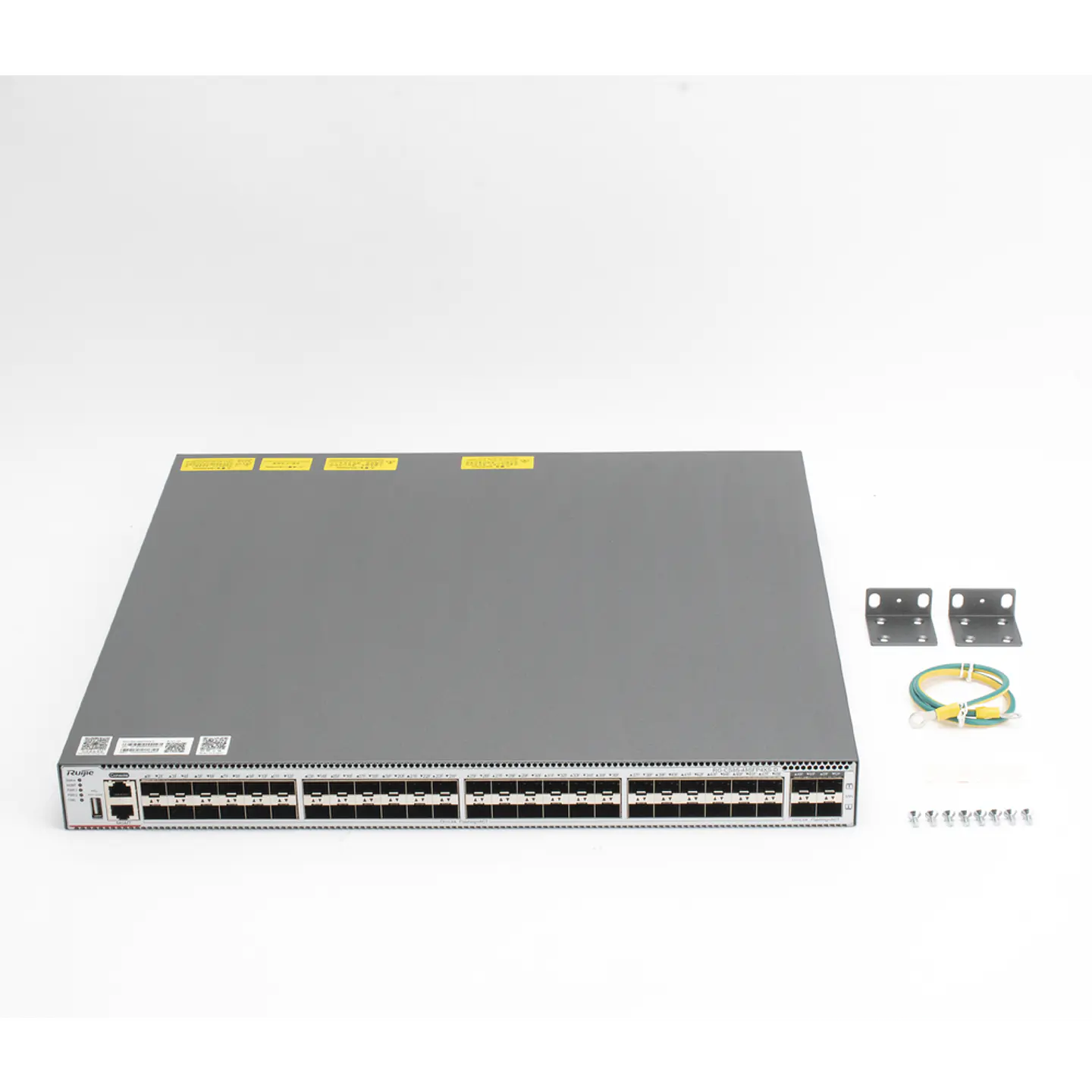 RG-CS85-48SFP4XS-D // Switch Core Administrable 4