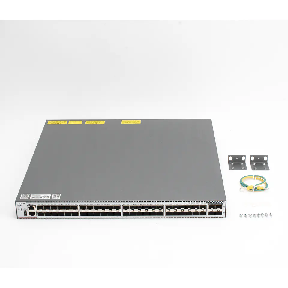 RG-CS85-48SFP4XS-D // Switch Core Administrable 4
