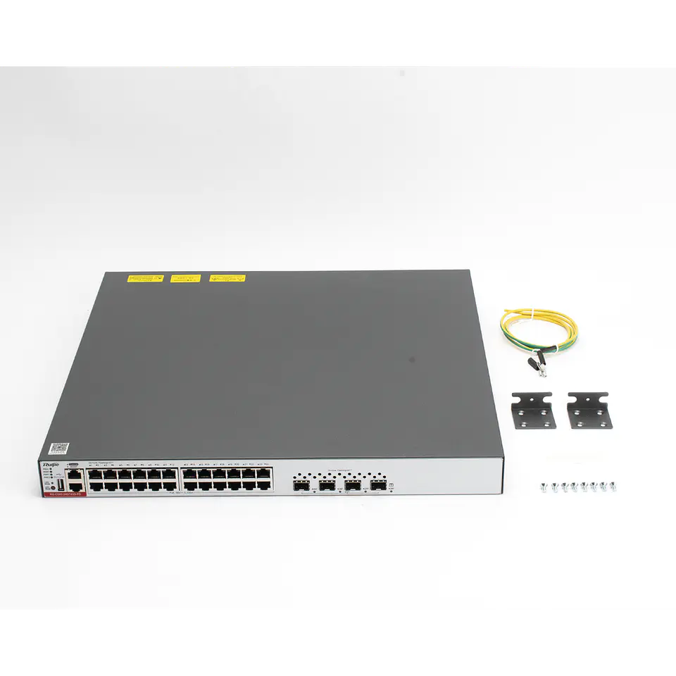 RGCS8324GT4XSP // Switch Administrable Capa 3 de 24 puertos Gigabit  2