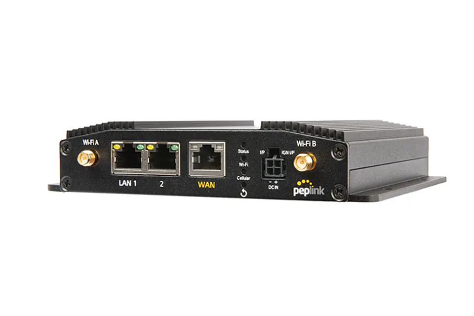 Router Celular 5G Peplink MAX BR1 Pro con Wi‑Fi 6 y WAN 2,5G (X62) 3