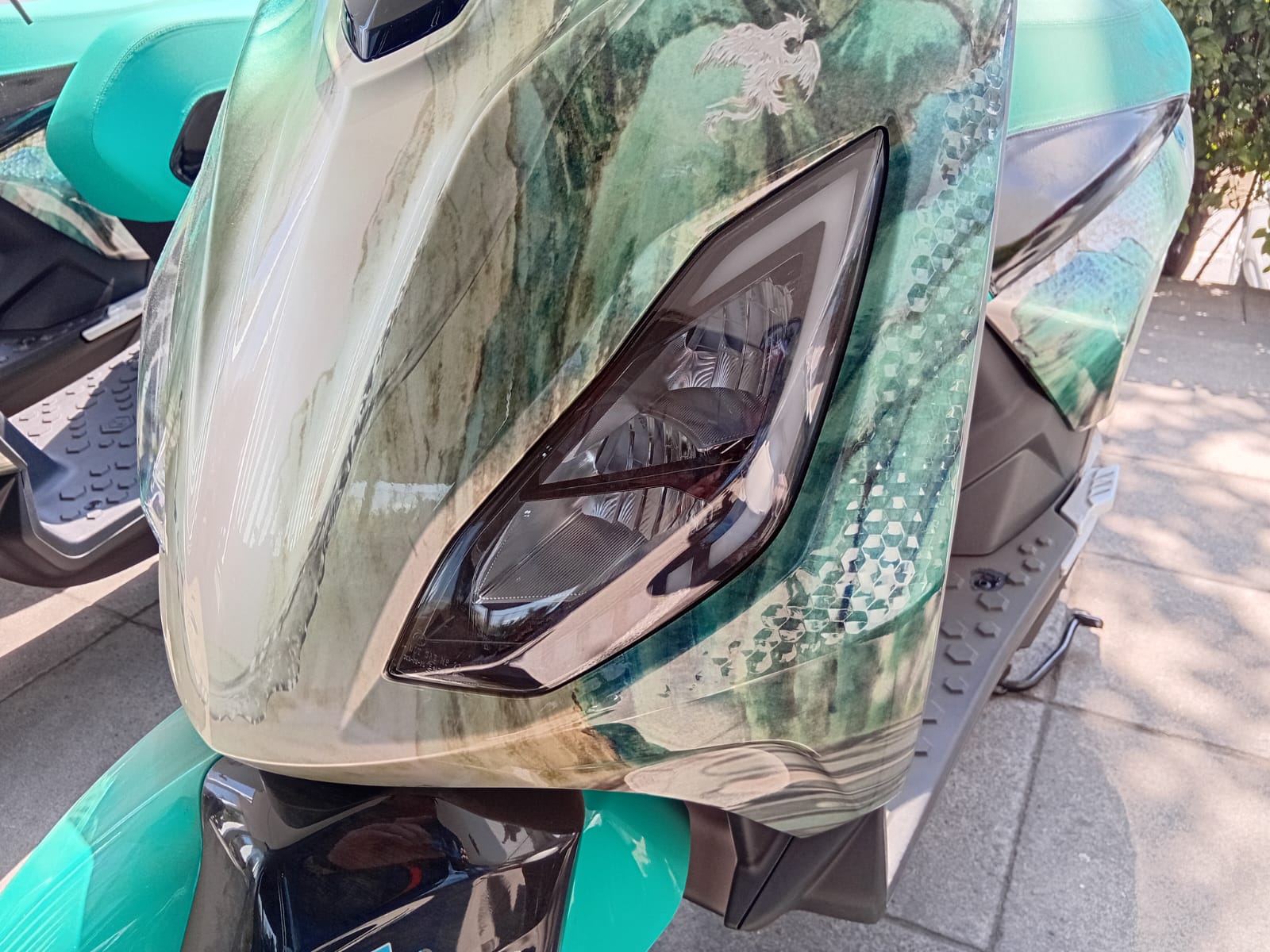 Foco frontal izquierdo Piaggio One