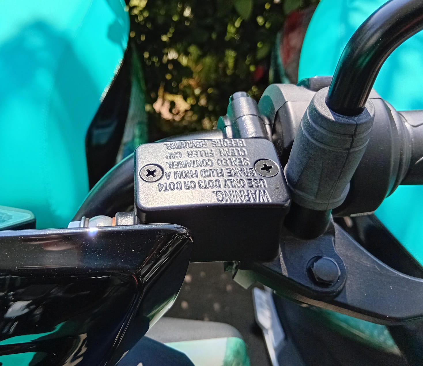 Bomba de freno izquierdo Piaggio One