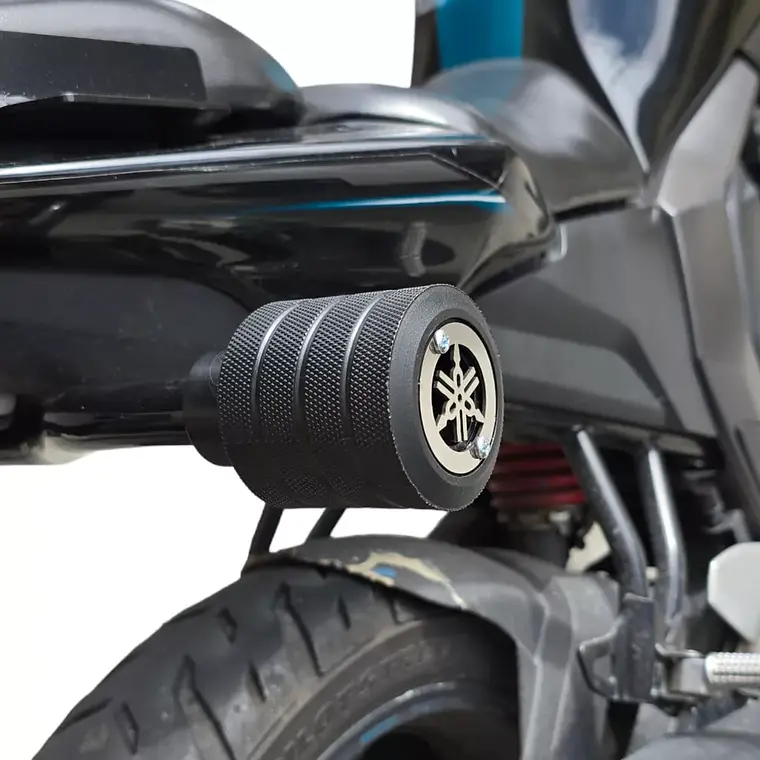 Defensa slider trasero 3