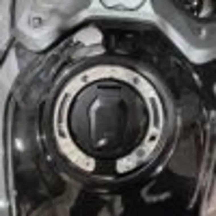 Tapa de lujo de gasolina 2