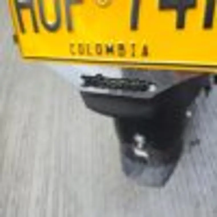 PORTA PLACA DISCOVER 3D 2