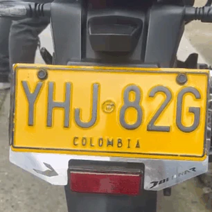 PORTA PLACA DOMINAR
