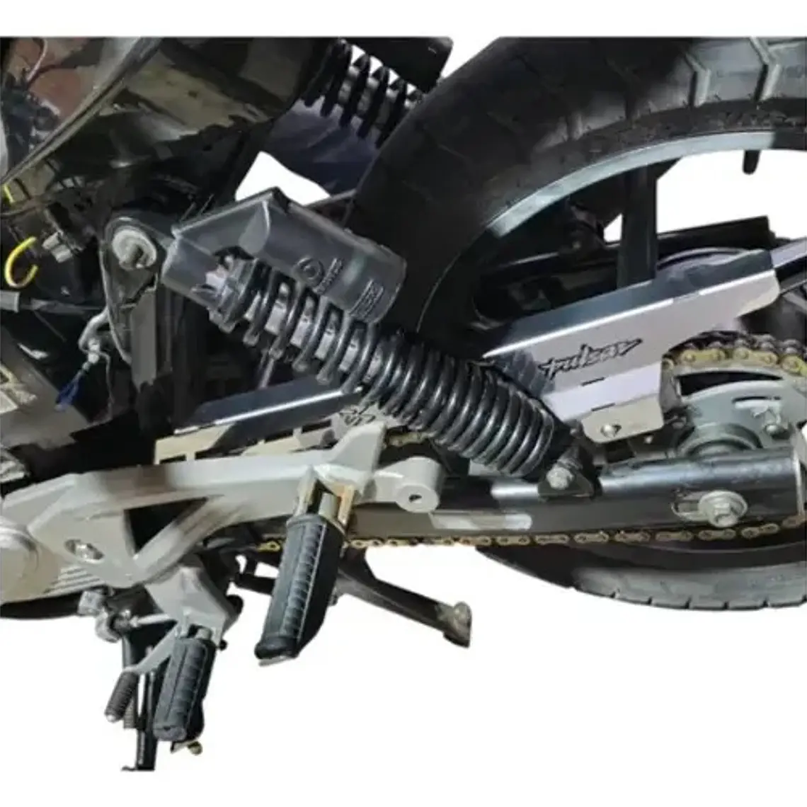 GUARDA CADENA PULSAR 180 3