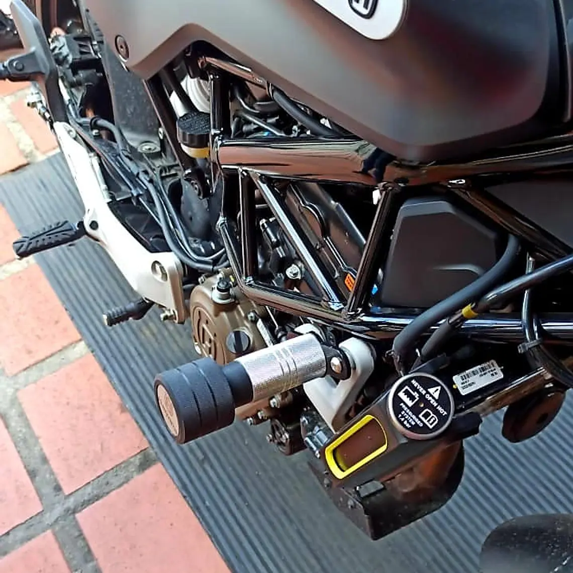 KIT RADIADOR-SLIDER SVARTPILEN 200 -401 3