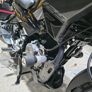 SLIDER DE LUJO HUNK 125R