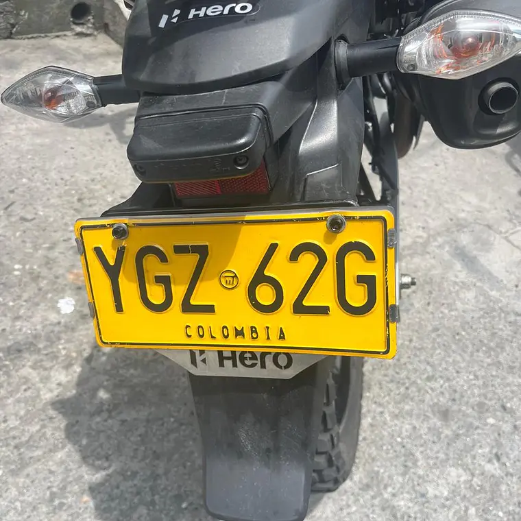 PORTA PLACA HERO 2