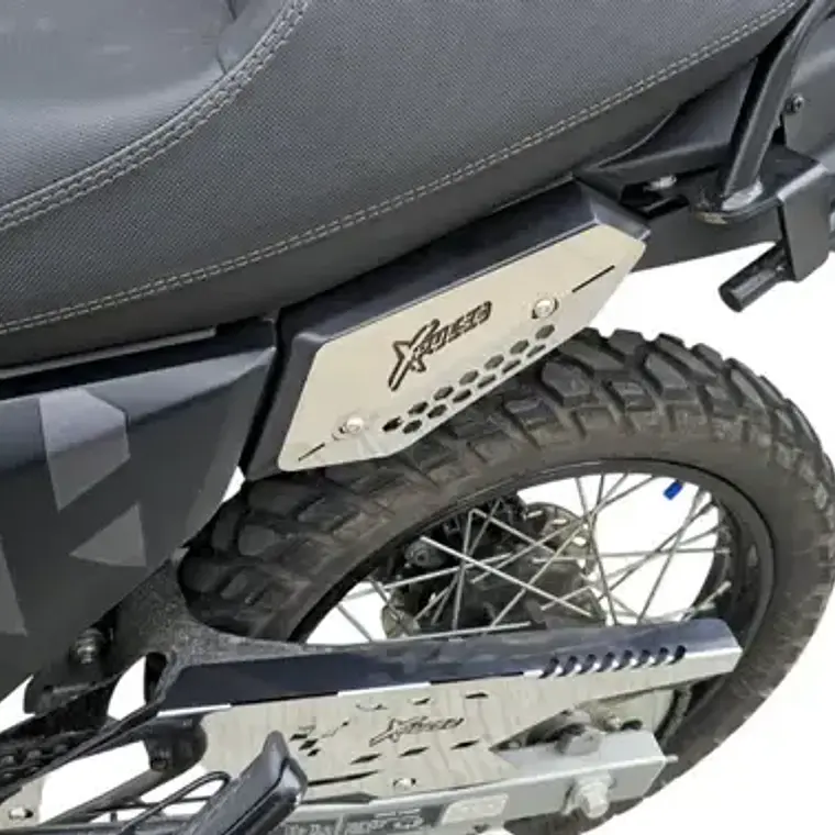LAMINA LATERAL TRASERAS XPULSE 200 4V PAR 2