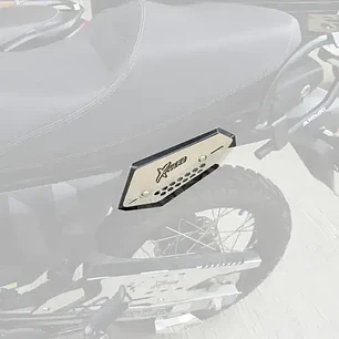 LAMINA LATERAL TRASERAS XPULSE 200 4V PAR 3D