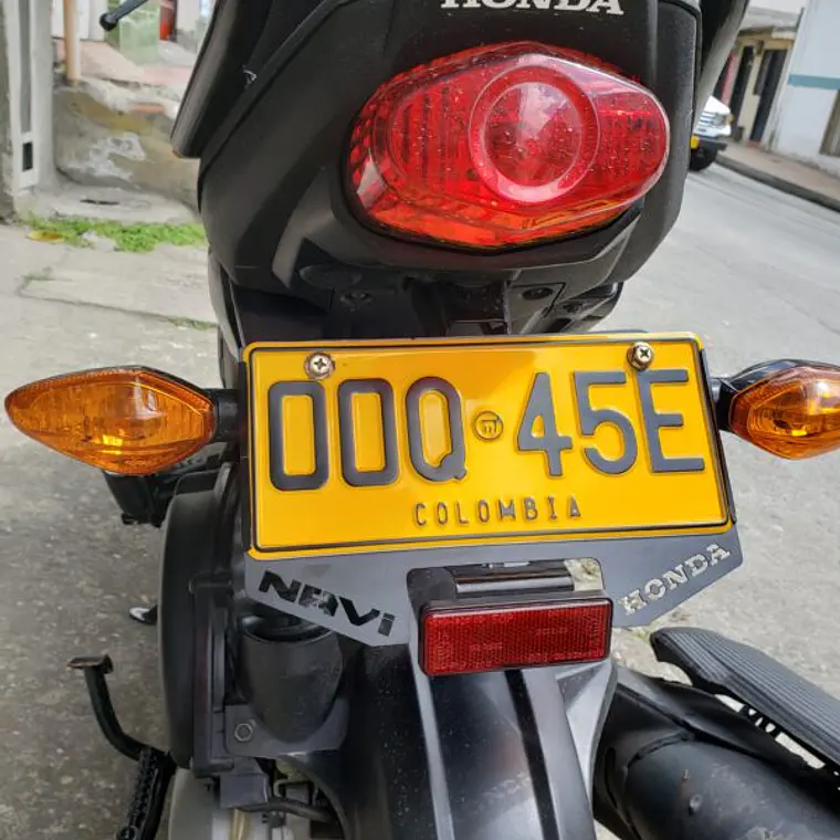 PORTA PLACA NAVI 2