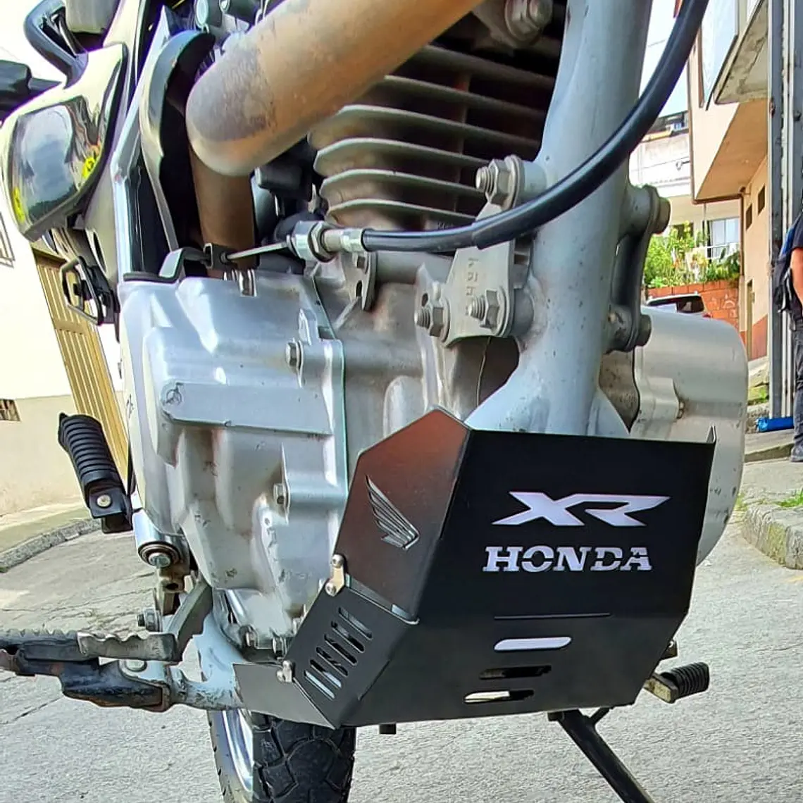 QUILLA O PECHERA XR 125 XR 150 3