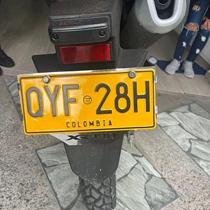 PORTA PLACA XR 3D