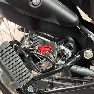 PROTECTOR DE BOMBA TRASERA XR 190 3D