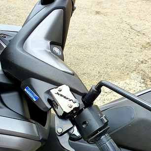 PROTECTOR BOMBA FRENO DELANTERO NMAX V1 PAR