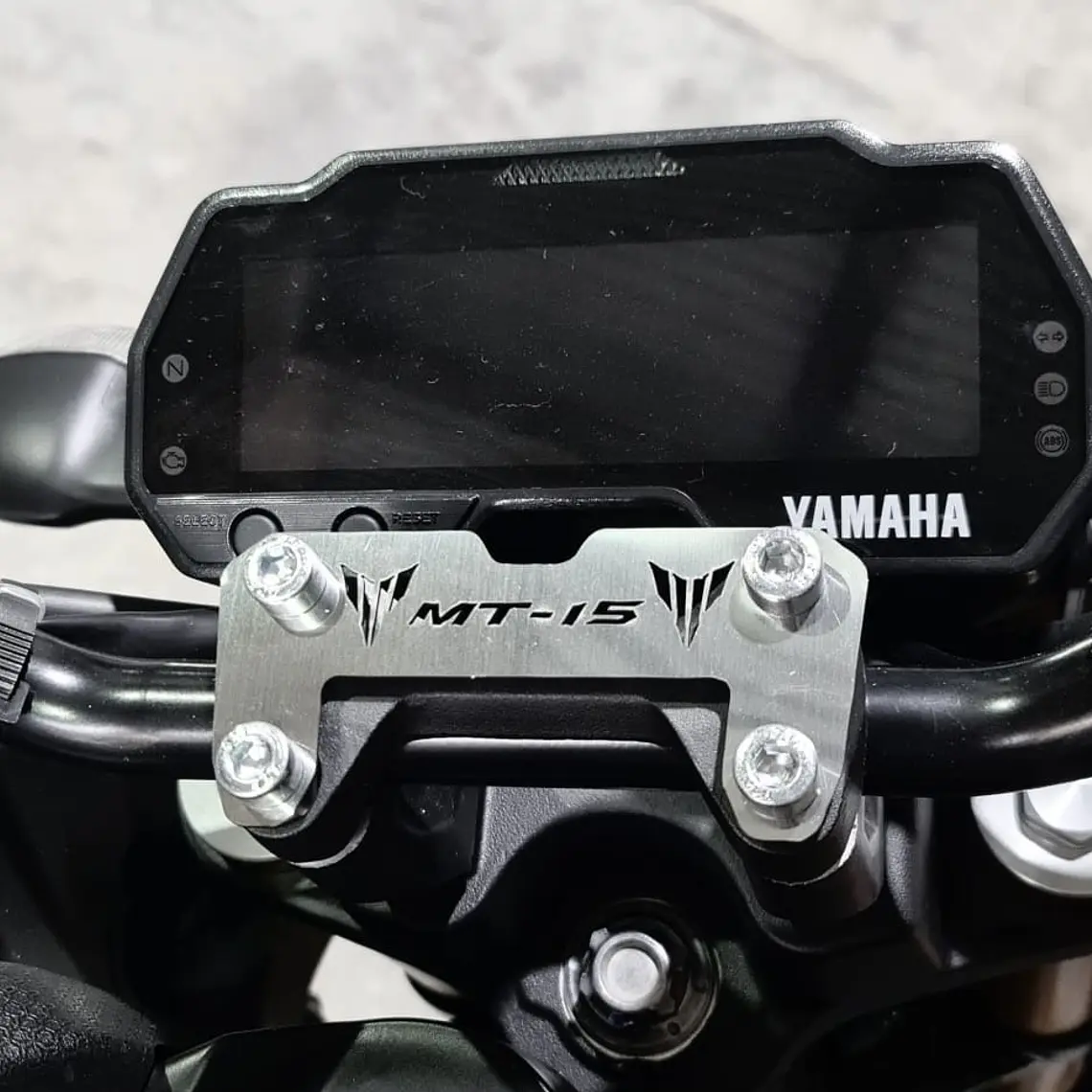 ACUTRAX MT15 2