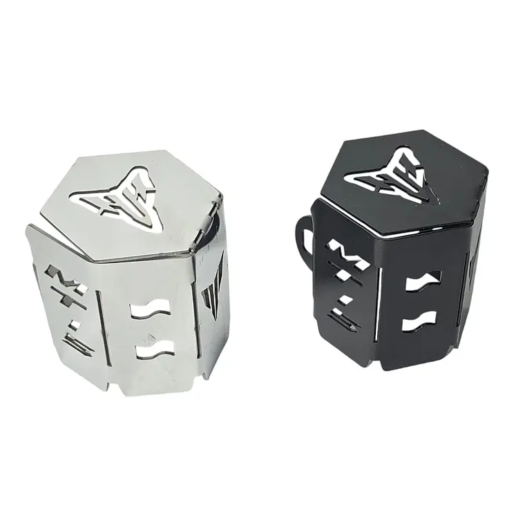 PROTECTOR DE BOMBA TRASERA MT15 1