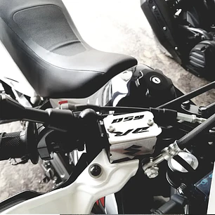 PROTECTOR DE BOMBA FRENO DELANTERO DR 150