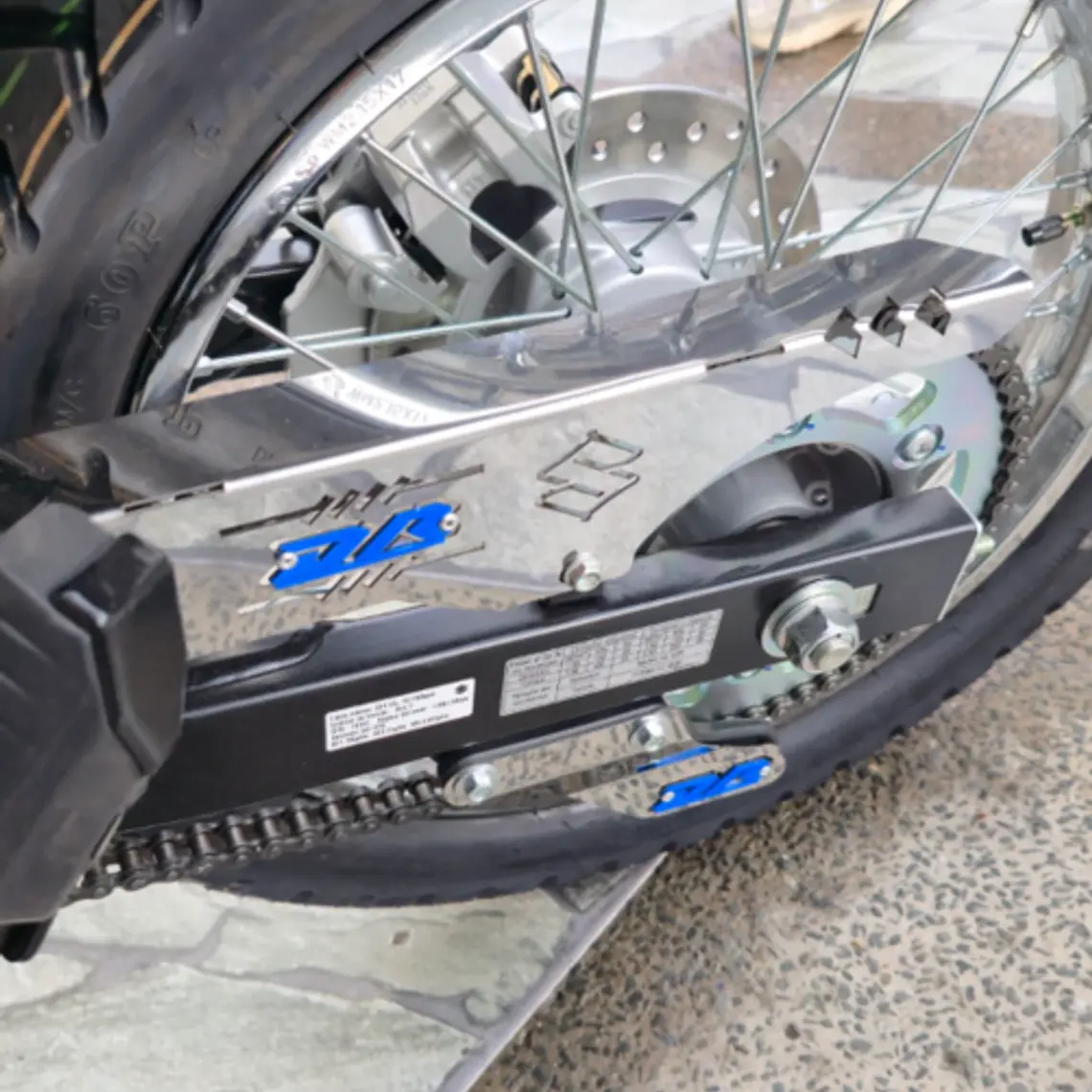 GUARDA CADENA DR 160 2