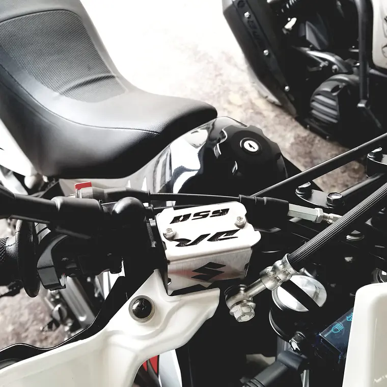 BOMBA FRENO DELANTERO DR 650 2