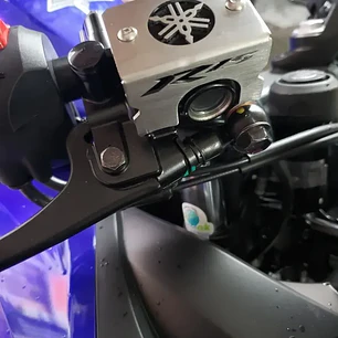BOMBA FRENO DELANTERO R15