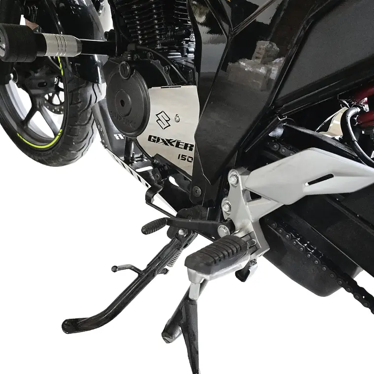 PIÑON GIXXER 150 2