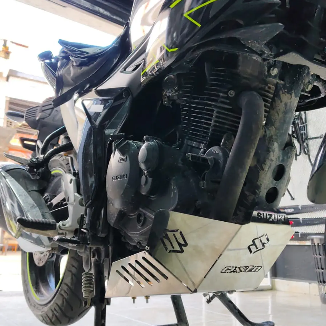 QUILLA O PECHERA GIXXER 150 3D 2