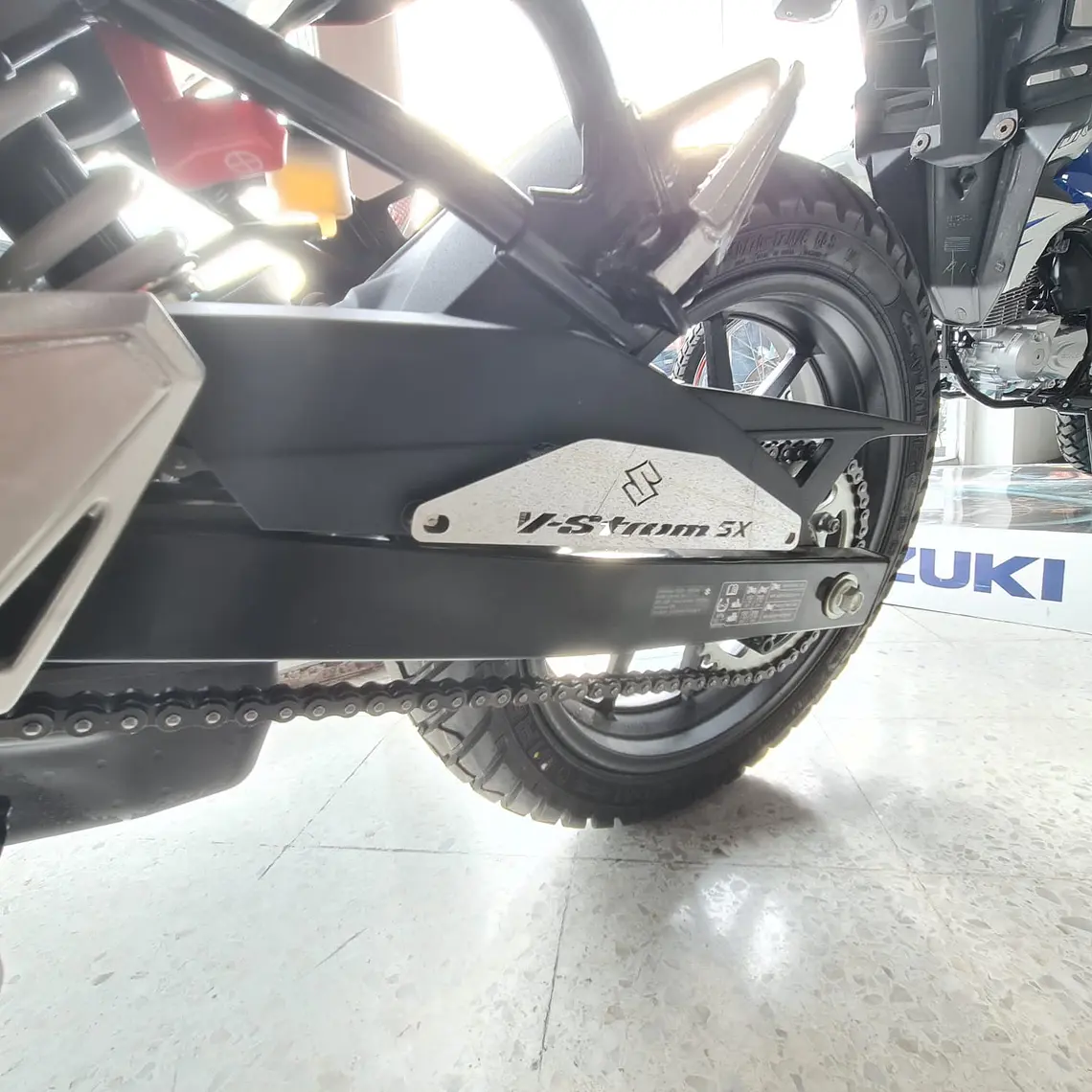 LAMINA LATERAL VSTROM SX 2