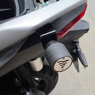 SLIDERS TRASEROS VOGE XRS 180