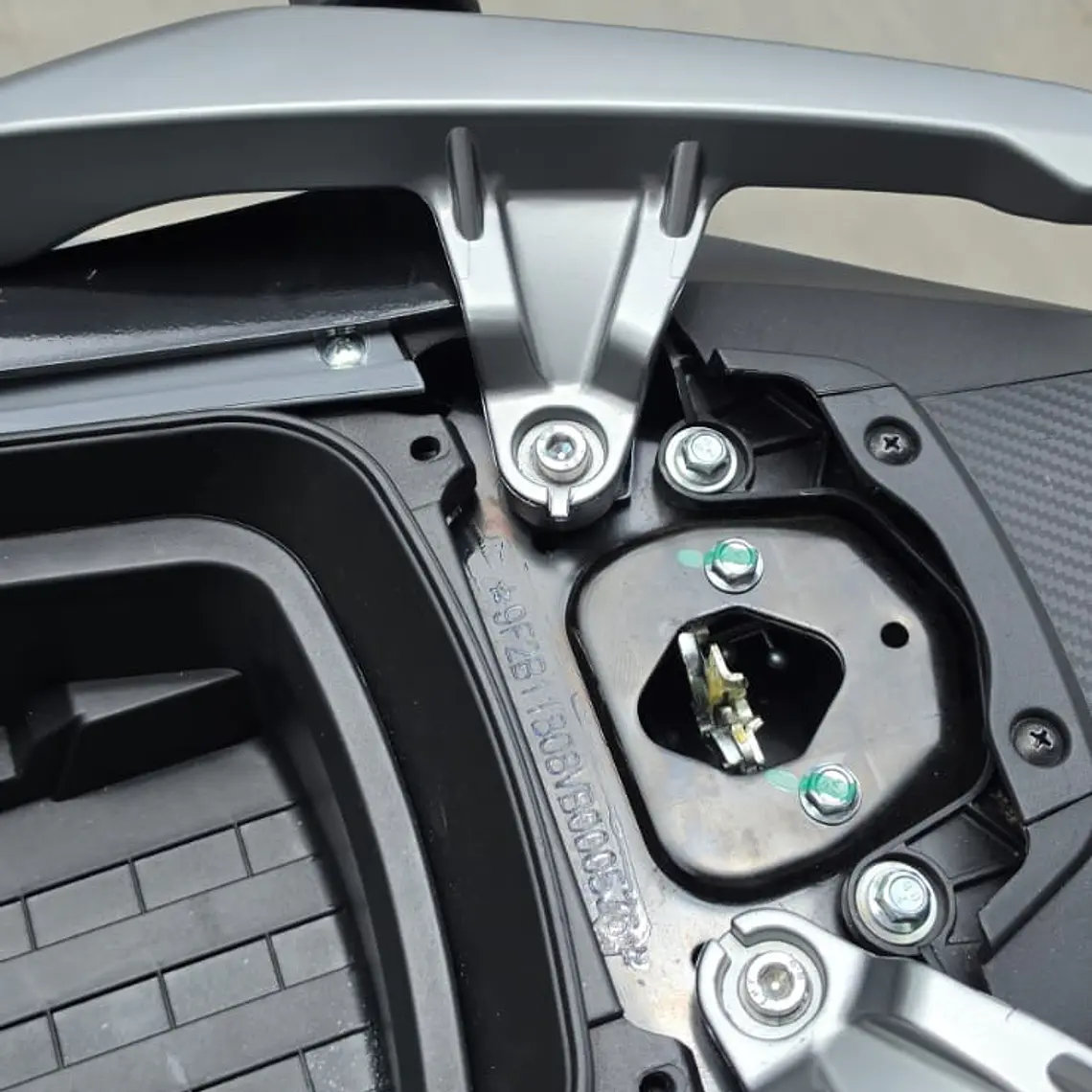 SLIDERS TRASEROS VOGE XRS 180 4