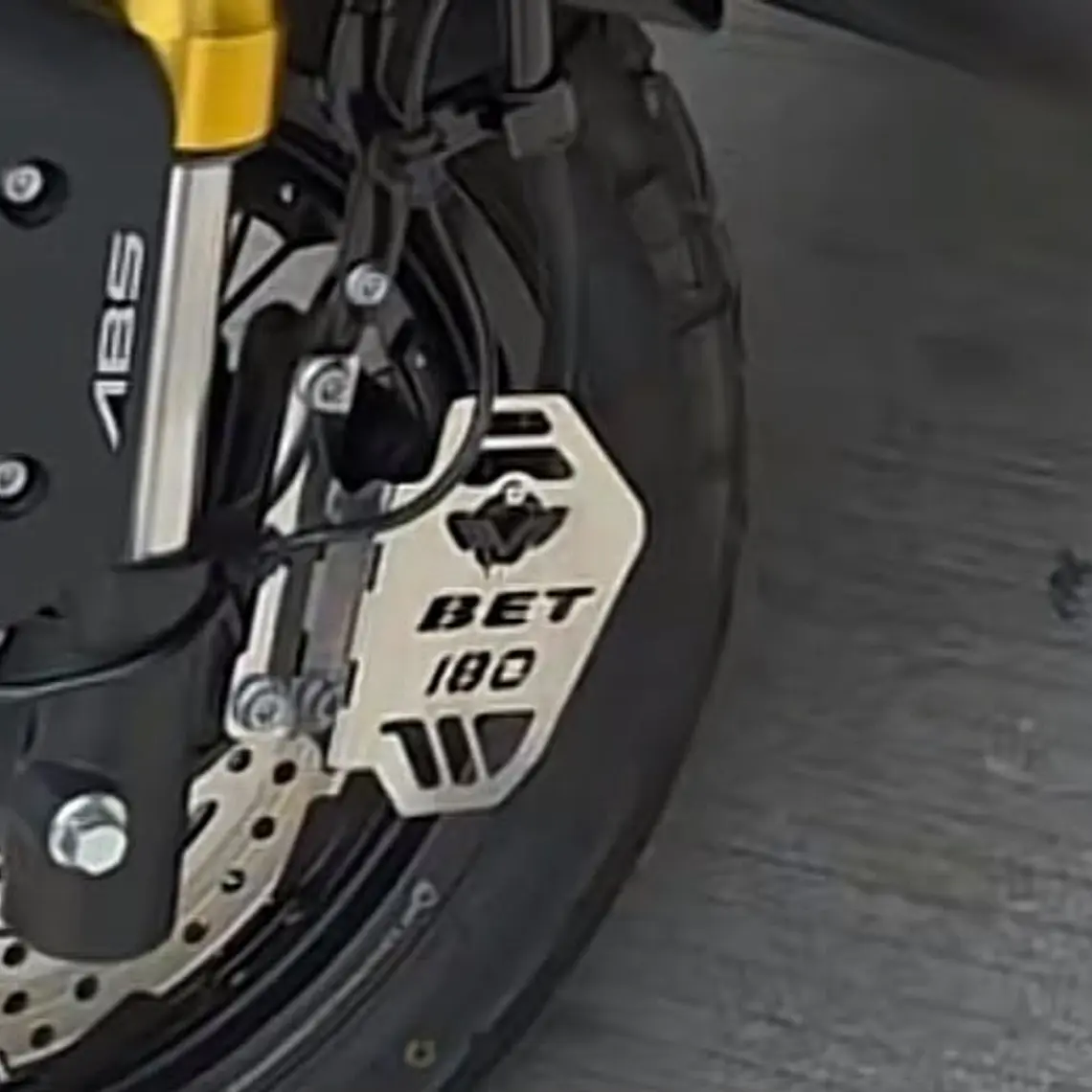 CALIPER DELANTERO VICTORY BET ADV 180 2