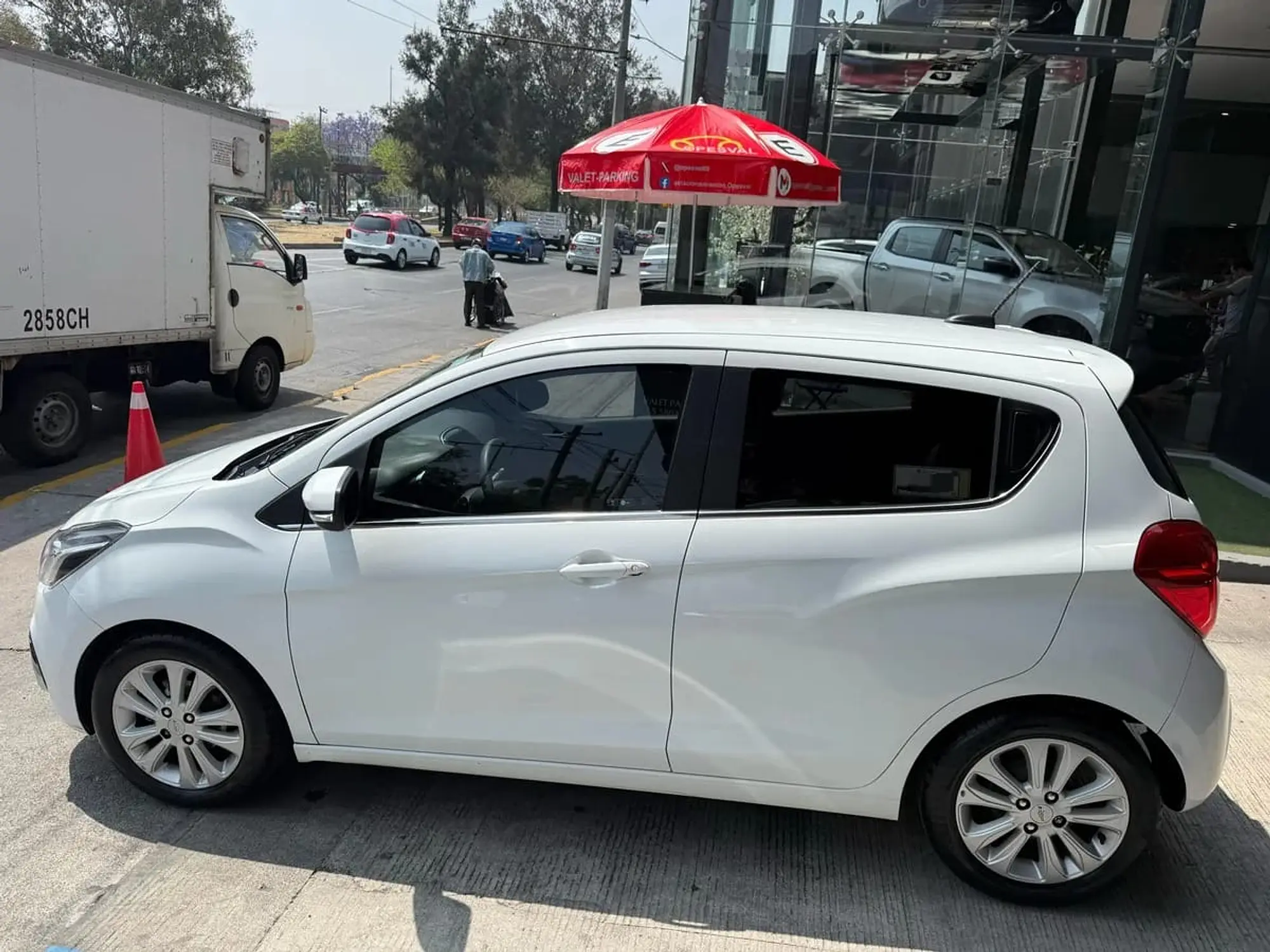 CHEVROLET SPARK 1.4 LTZ MT 2018 7