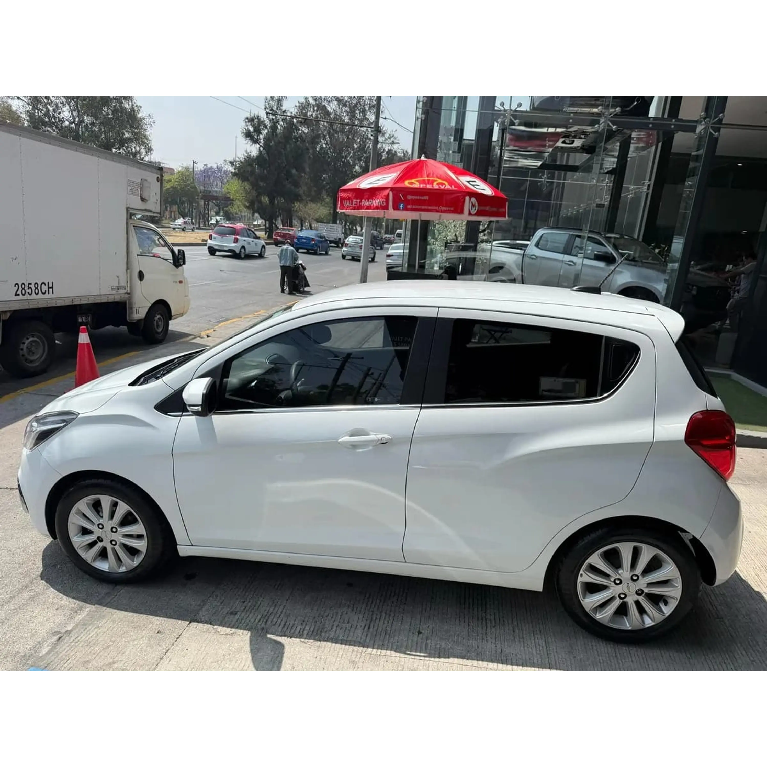 CHEVROLET SPARK 1.4 LTZ MT 2018 7